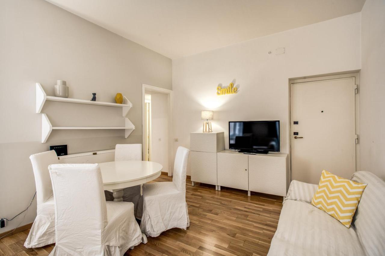 Family Room In Via Del Corso Central ローマ エクステリア 写真